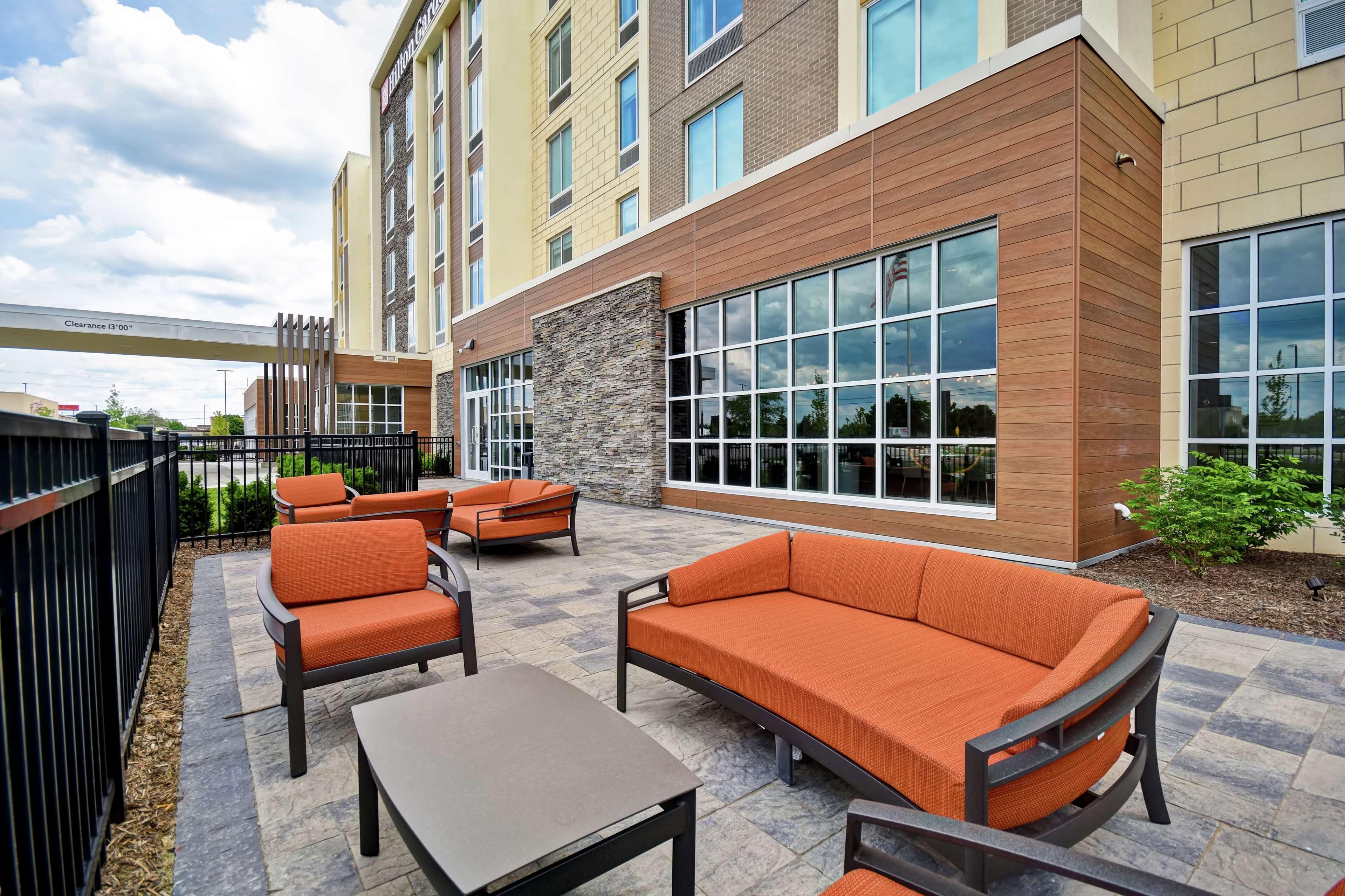 Hilton Garden Inn Lansing West מראה חיצוני תמונה